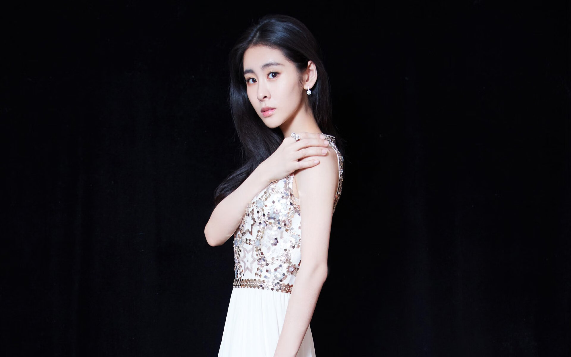 AC米兰-五大联赛是否通过对位封锁提升前场逼抢成功率，五大联赛过人